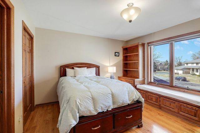 3654 Yuma Lane N, Plymouth, MN 55446