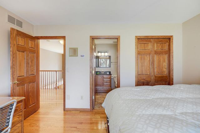 3654 Yuma Lane N, Plymouth, MN 55446