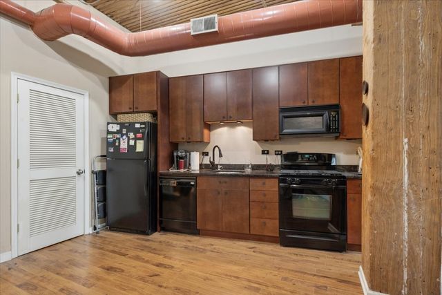 900 S Wabash Avenue 206, Chicago, IL 60605