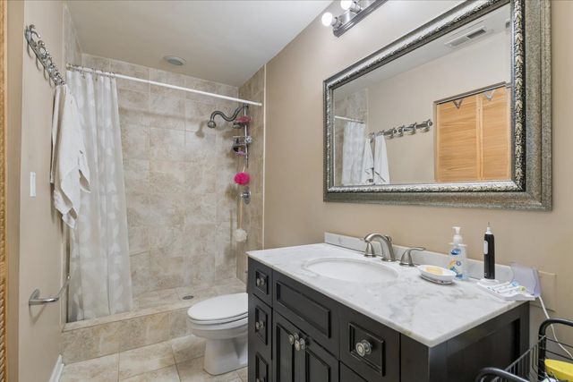 900 S Wabash Avenue 206, Chicago, IL 60605