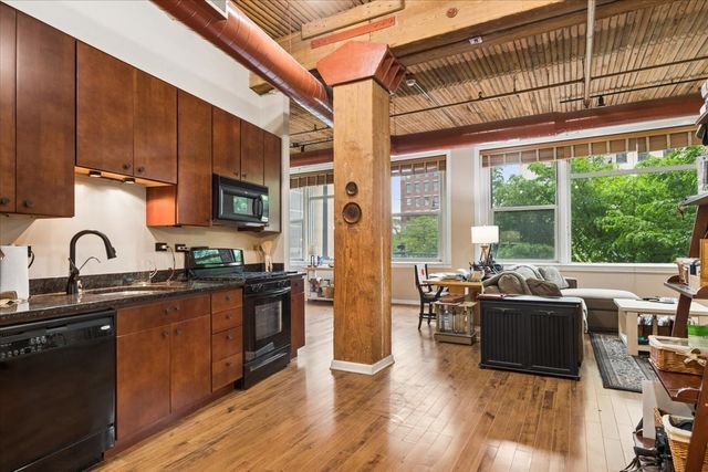 900 S Wabash Avenue 206, Chicago, IL 60605