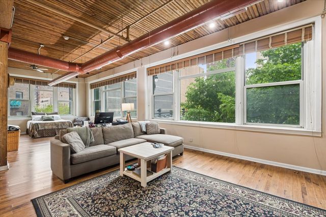 900 S Wabash Avenue 206, Chicago, IL 60605