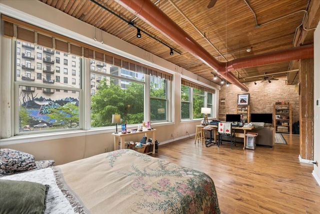 900 S Wabash Avenue 206, Chicago, IL 60605