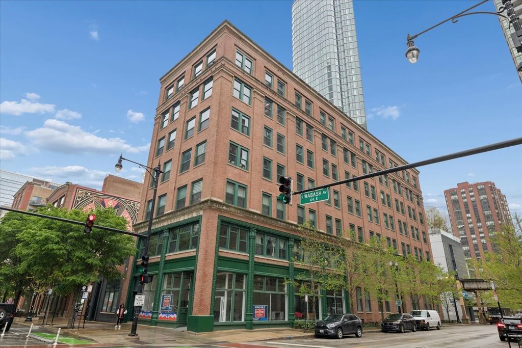 900 S Wabash Avenue 206, Chicago, IL 60605