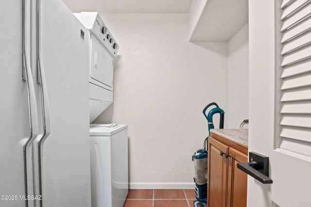 845 N Calle Canela, Green Valley, AZ 85614