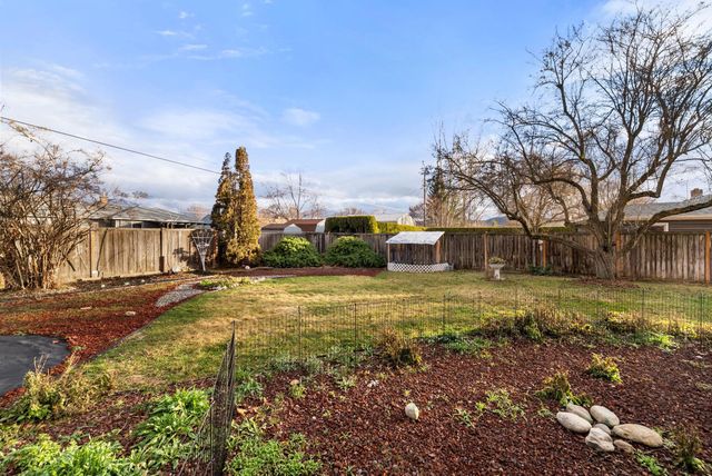 1418 N Bowman Rd, Spokane Valley, WA 99212