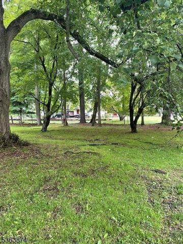 270 Elmwynd Dr, City Of Orange Twp., NJ 07050