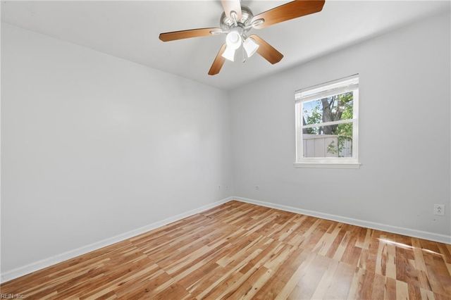 3803 Peach Orchard CIR, Portsmouth, VA 23703