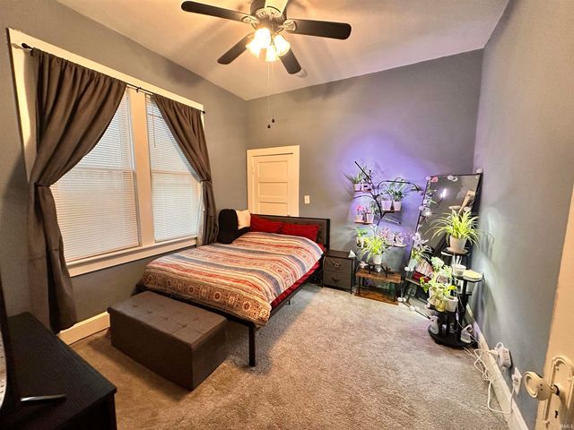 868 Bellemeade Avenue, Evansville, IN 47713