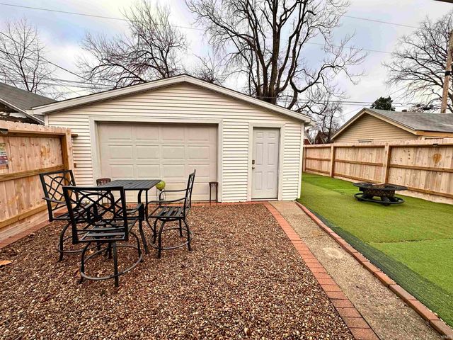 868 Bellemeade Avenue, Evansville, IN 47713