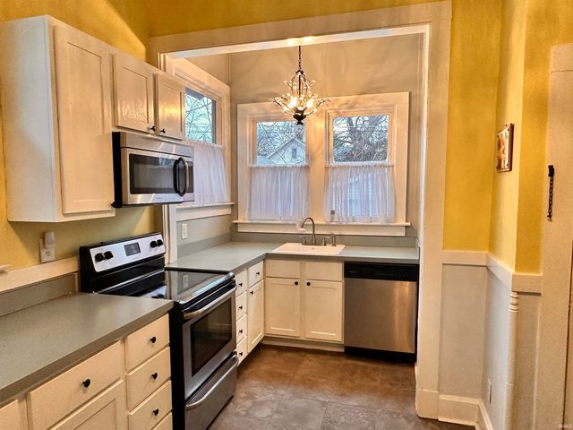 868 Bellemeade Avenue, Evansville, IN 47713