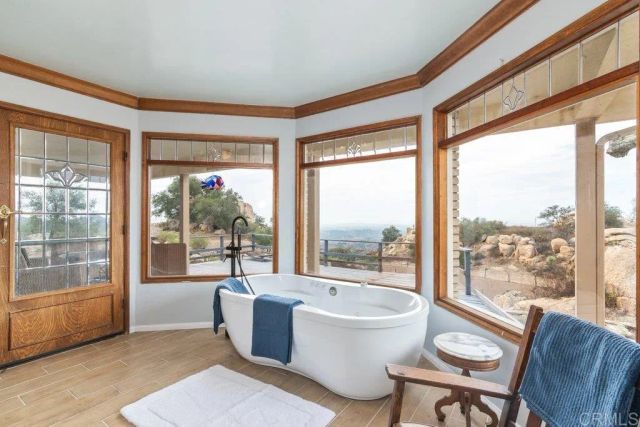 6490 Rainbow Heights Road, Fallbrook, CA 92028