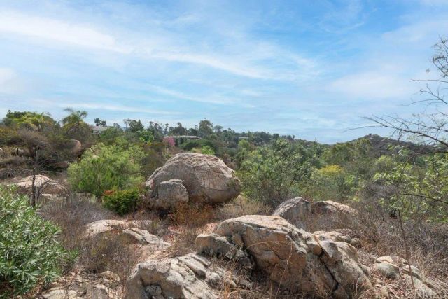 6490 Rainbow Heights Road, Fallbrook, CA 92028