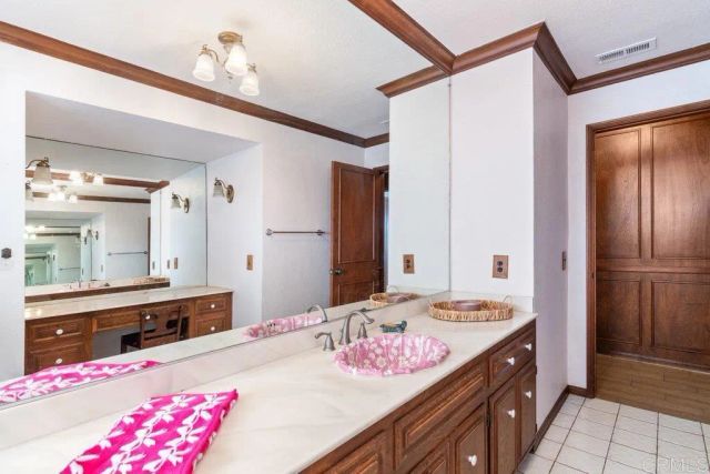 6490 Rainbow Heights Road, Fallbrook, CA 92028