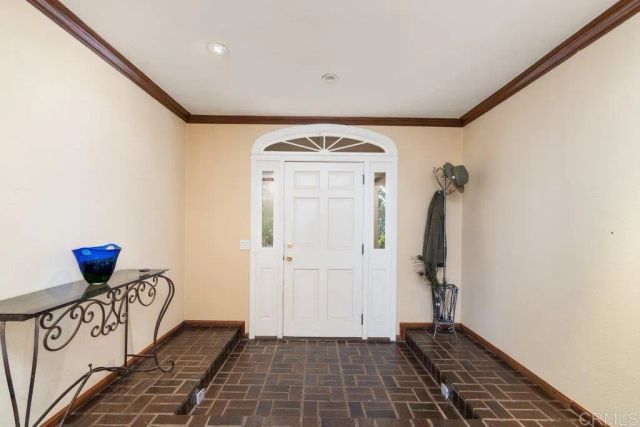 6490 Rainbow Heights Road, Fallbrook, CA 92028