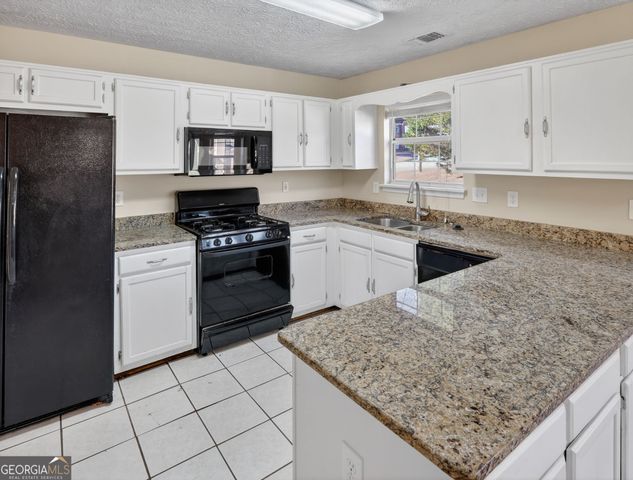 3680 Cameron Hills Place, Ellenwood, GA 30294