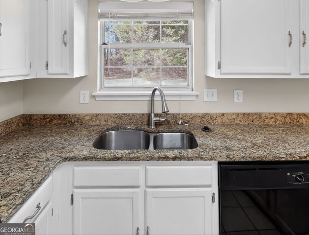 3680 Cameron Hills Place, Ellenwood, GA 30294