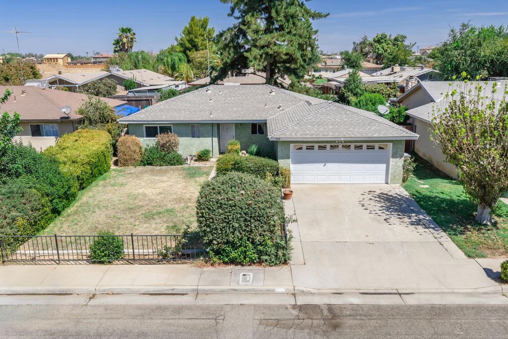 Image 1 of property listing at 509 Ashlan Way, Madera, CA 93638
