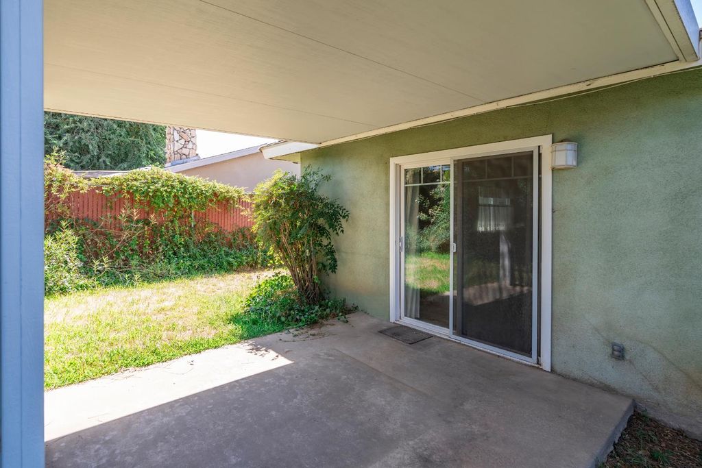 Image 22 of property listing at 509 Ashlan Way, Madera, CA 93638