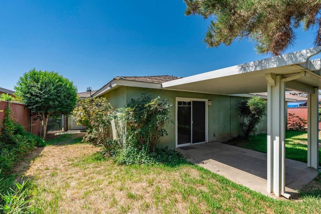 Image 23 of property listing at 509 Ashlan Way, Madera, CA 93638