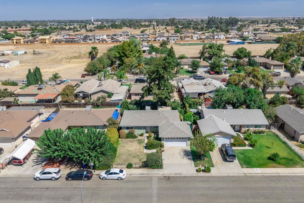 Image 28 of property listing at 509 Ashlan Way, Madera, CA 93638