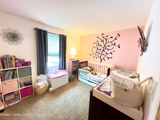 809 Sleepy Hollow Road, Athens, NY 12015