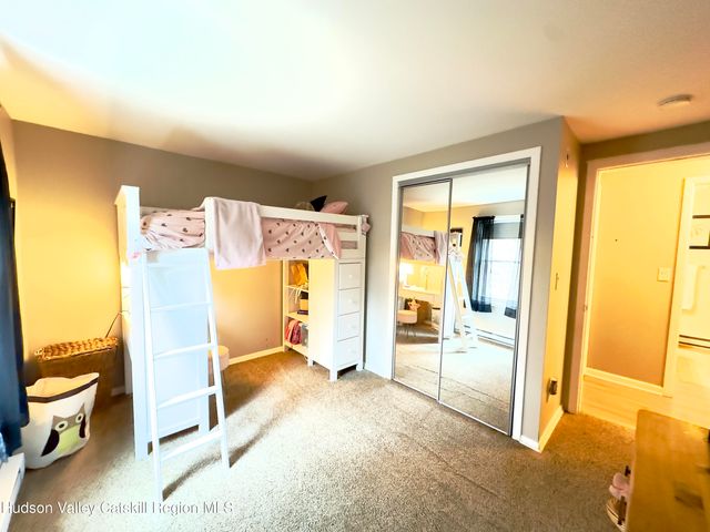 809 Sleepy Hollow Road, Athens, NY 12015