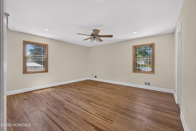 6 Fieldstone Lane, Ocean Twp, NJ 07712
