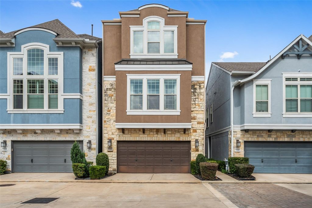 11922 Stirling Row Lane, Houston, TX 77082