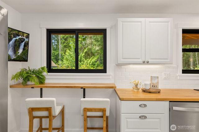 1093 NW Mushroom Lane, Poulsbo, WA 98370