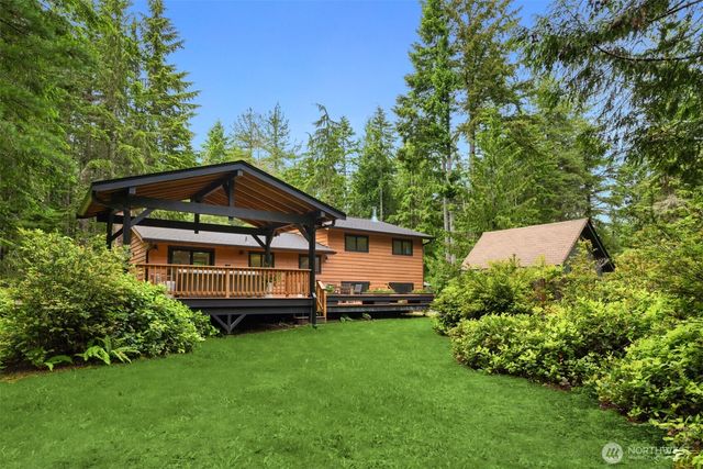 1093 NW Mushroom Lane, Poulsbo, WA 98370