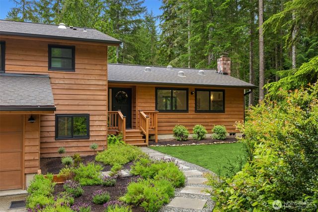 1093 NW Mushroom Lane, Poulsbo, WA 98370