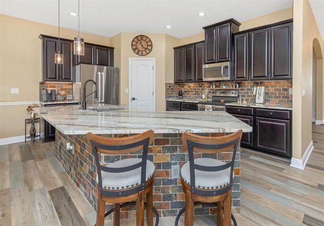 8702 CORINTHIAN WAY, New Port Richey, FL 34654