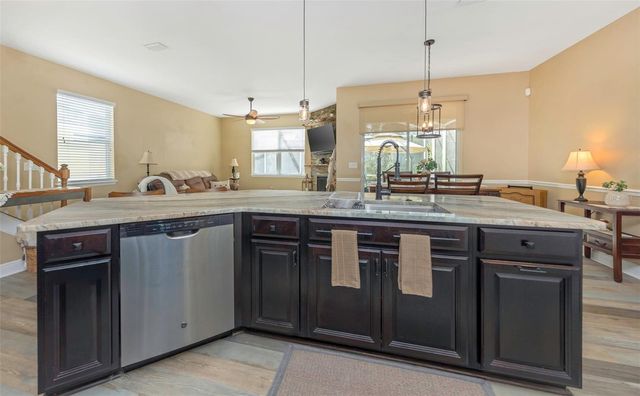 8702 CORINTHIAN WAY, New Port Richey, FL 34654