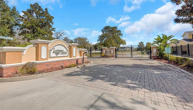 8702 CORINTHIAN WAY, New Port Richey, FL 34654