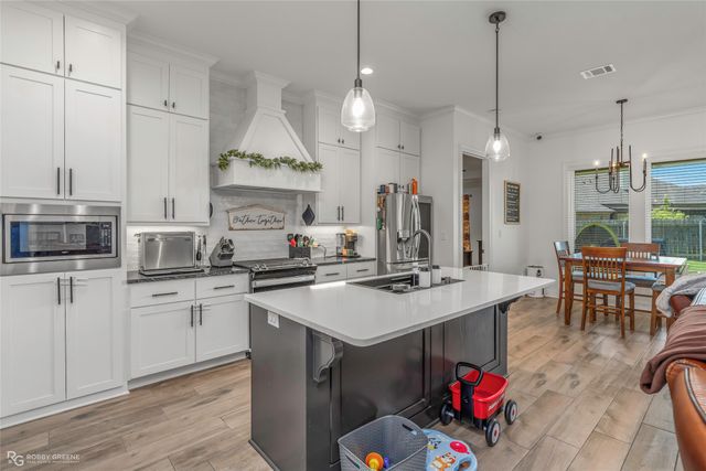 1356 Quincy Drive, Bossier City, LA 71111
