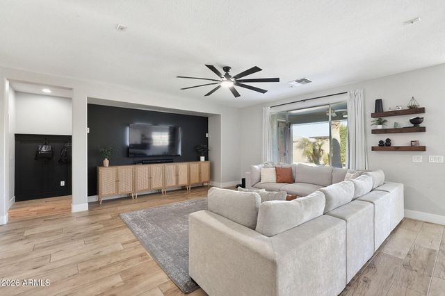 11146 E REMBRANDT Avenue, Mesa, AZ 85212