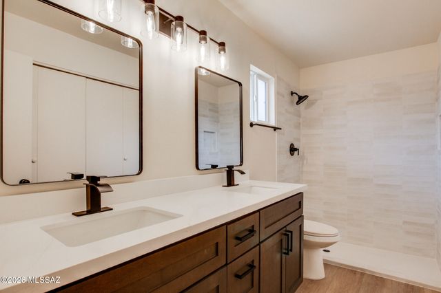 5665 S Catalina Avenue, Tucson, AZ 85706