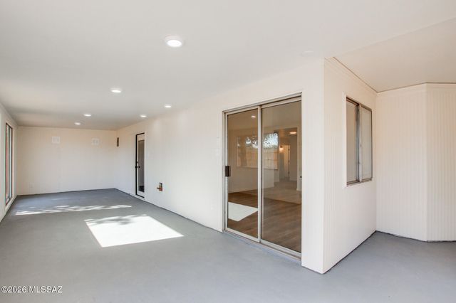 5665 S Catalina Avenue, Tucson, AZ 85706