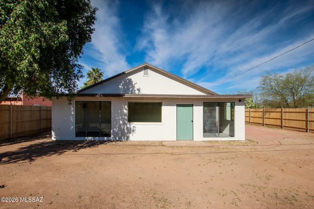 5665 S Catalina Avenue, Tucson, AZ 85706