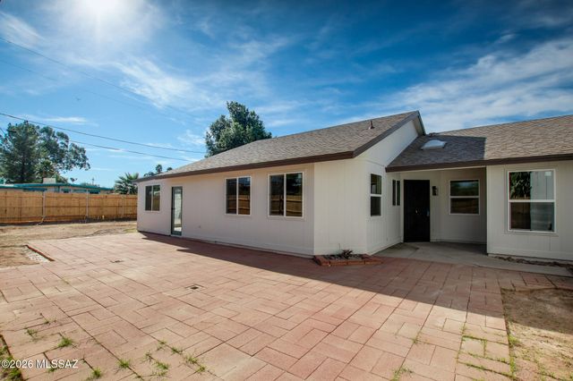 5665 S Catalina Avenue, Tucson, AZ 85706
