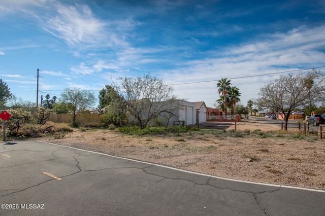 5665 S Catalina Avenue, Tucson, AZ 85706