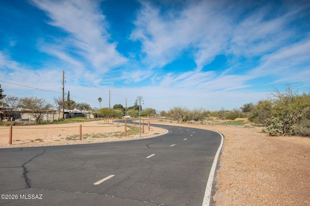 5665 S Catalina Avenue, Tucson, AZ 85706