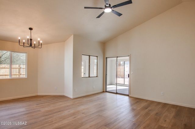 5665 S Catalina Avenue, Tucson, AZ 85706