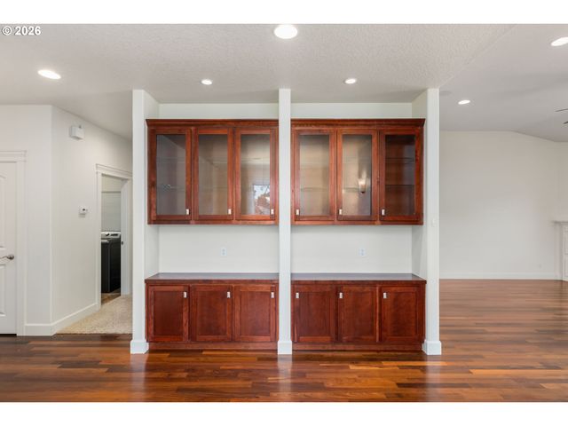 11190 Nw 317TH Pl, North Plains, OR 97133