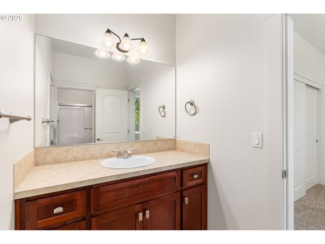11190 Nw 317TH Pl, North Plains, OR 97133