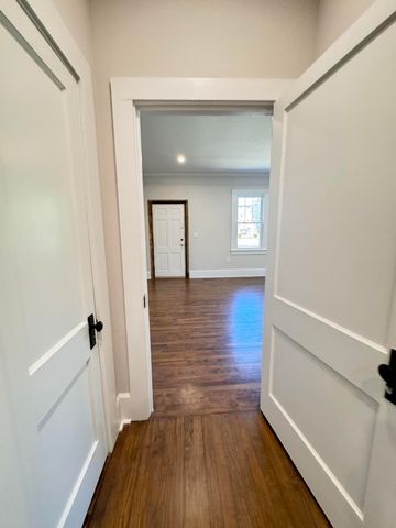 800 Hampton Street, Walterboro, SC 29488