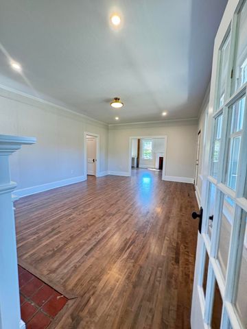 800 Hampton Street, Walterboro, SC 29488