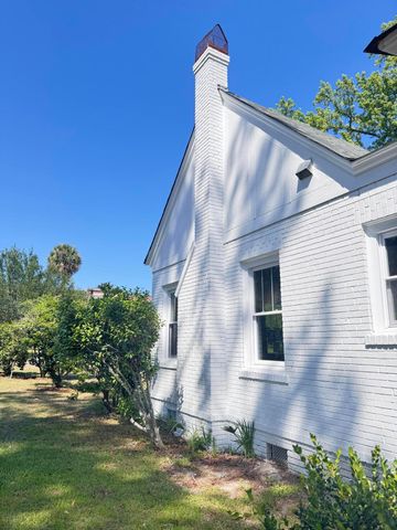 800 Hampton Street, Walterboro, SC 29488