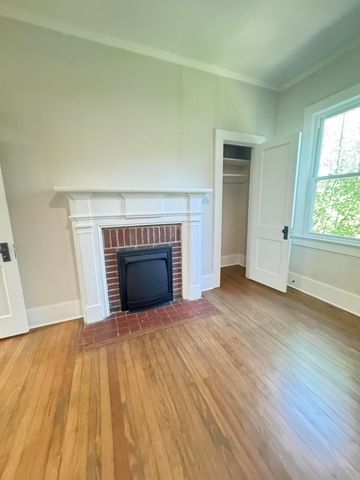800 Hampton Street, Walterboro, SC 29488